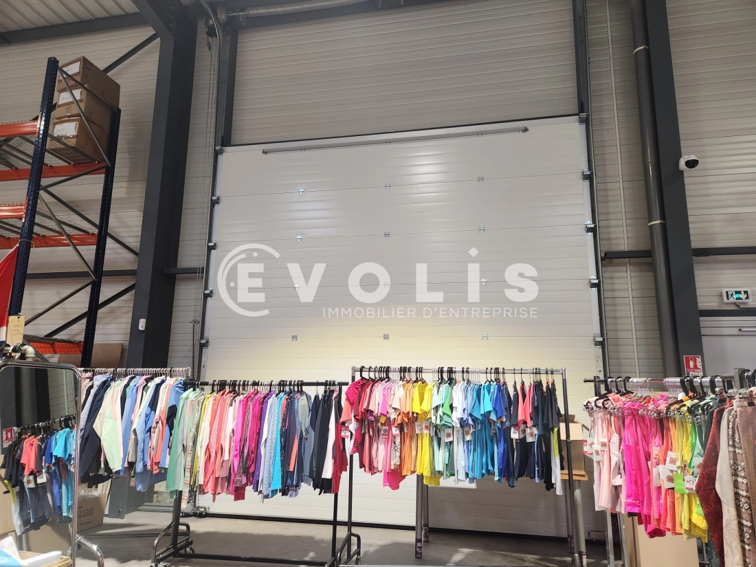 Photo 10 – location Entrepôts / activités	VOURLES (69390)