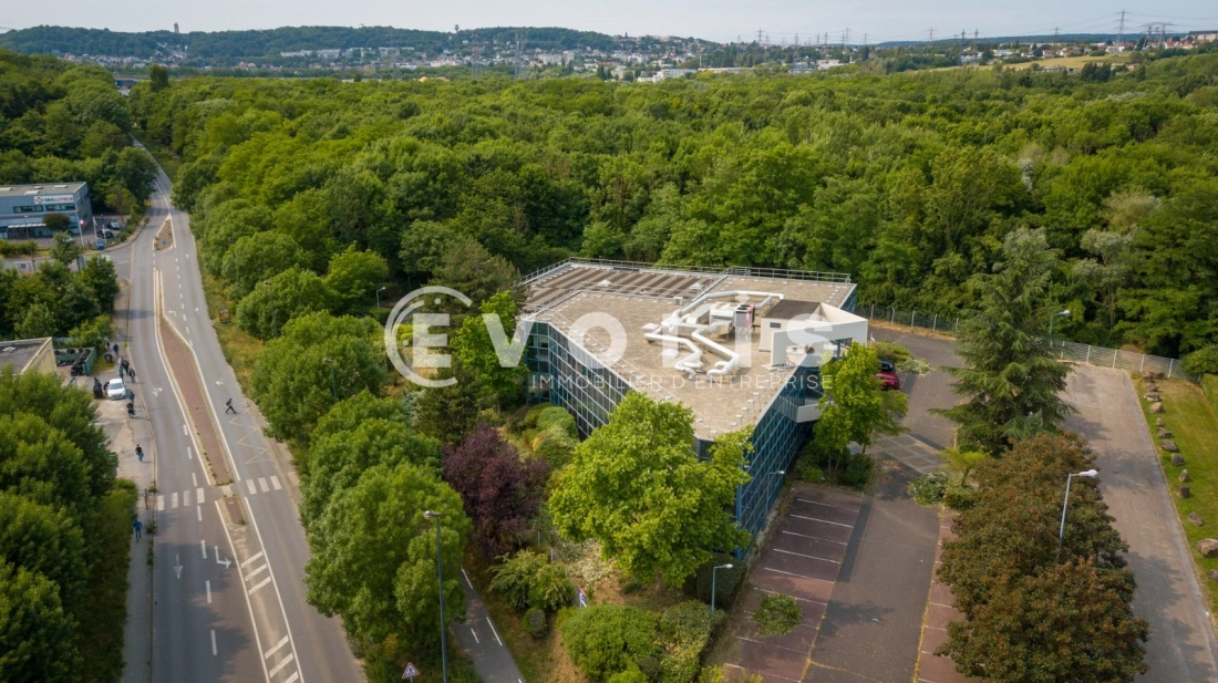 Photo 5 – location Entrepôts / activités	VILLEBON SUR YVETTE (91140)