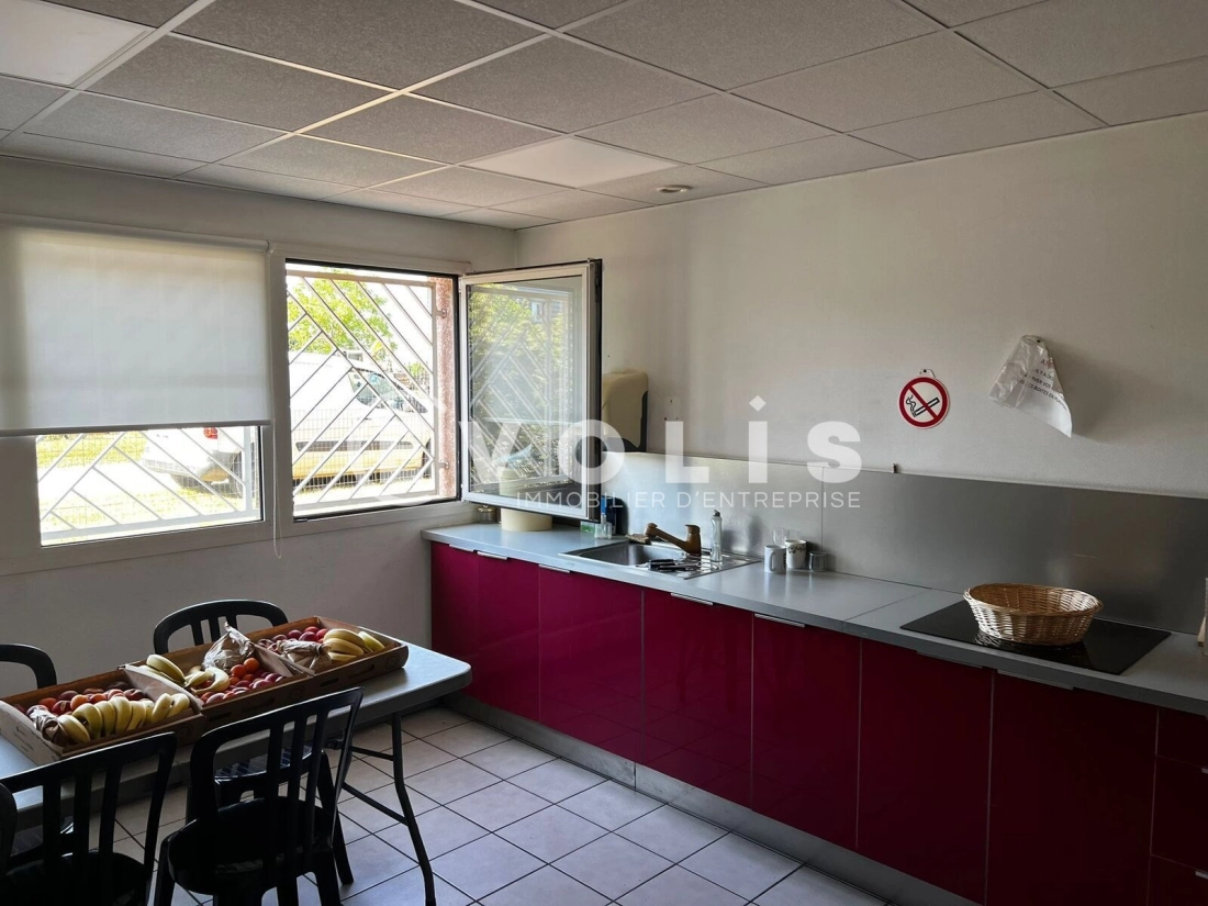 Photo 11 – location Entrepôts / activités	DAGNEUX (01120)