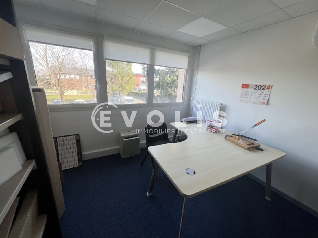 Photo 15 – location Entrepôts / activités	DAGNEUX (01120)