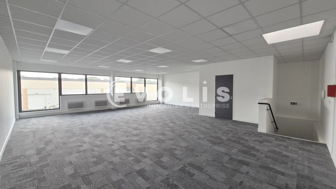 Photo 6 – location Entrepôts / activités	BUSSY SAINT GEORGES (77600)