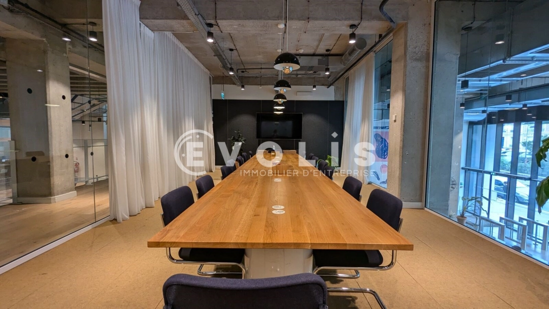 Photo 1 – location Coworking	PARIS (75017)
