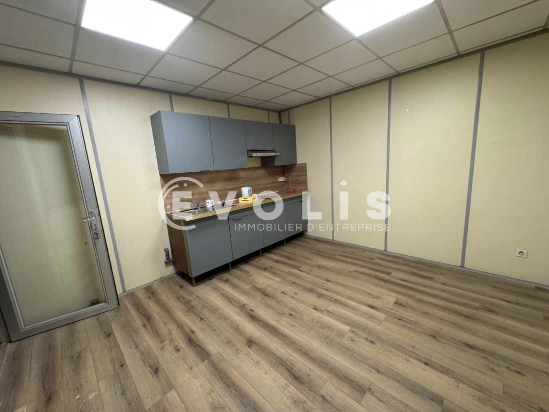Photo 6 – location Entrepôts / activités	RIVERY (80136)