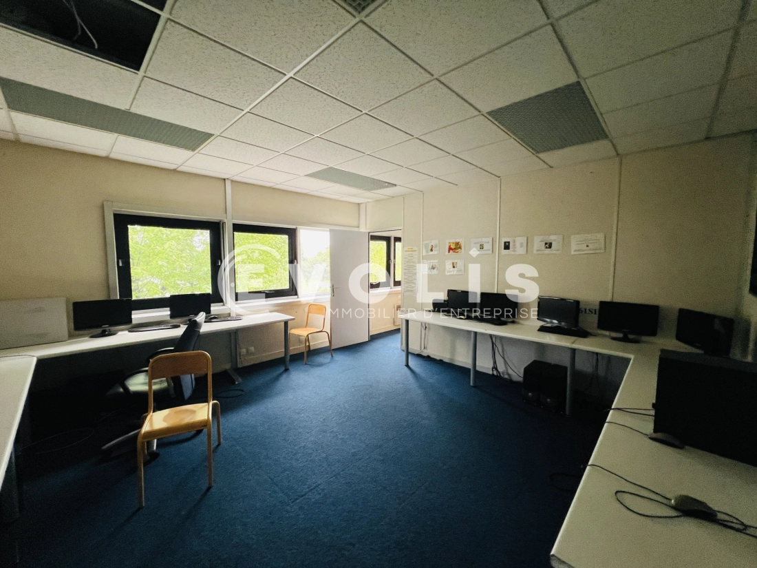 Photo 3 – location bureaux	LOGNES (77185)