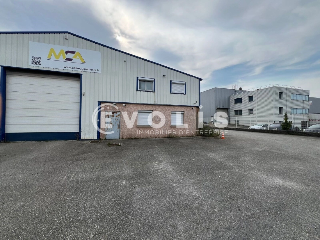 Photo 3 – location Entrepôts / activités	MEYZIEU (69330)
