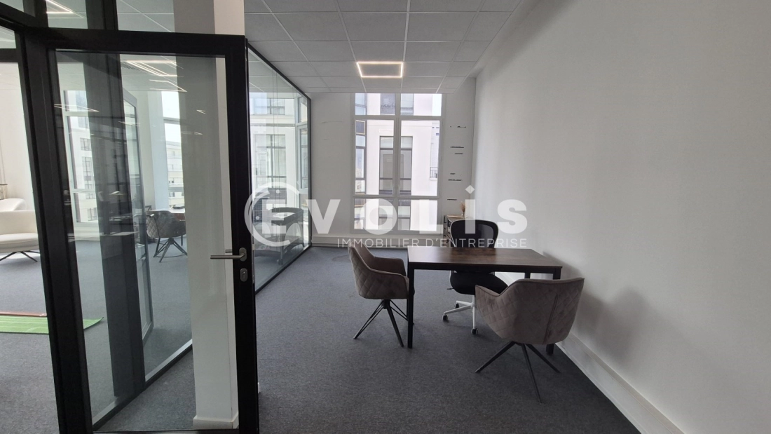 Photo 1 – location bureaux	CHESSY (77700)