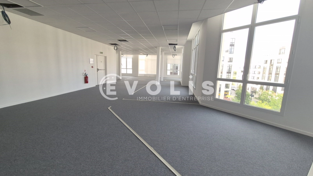 Photo 5 – location bureaux	CHESSY (77700)