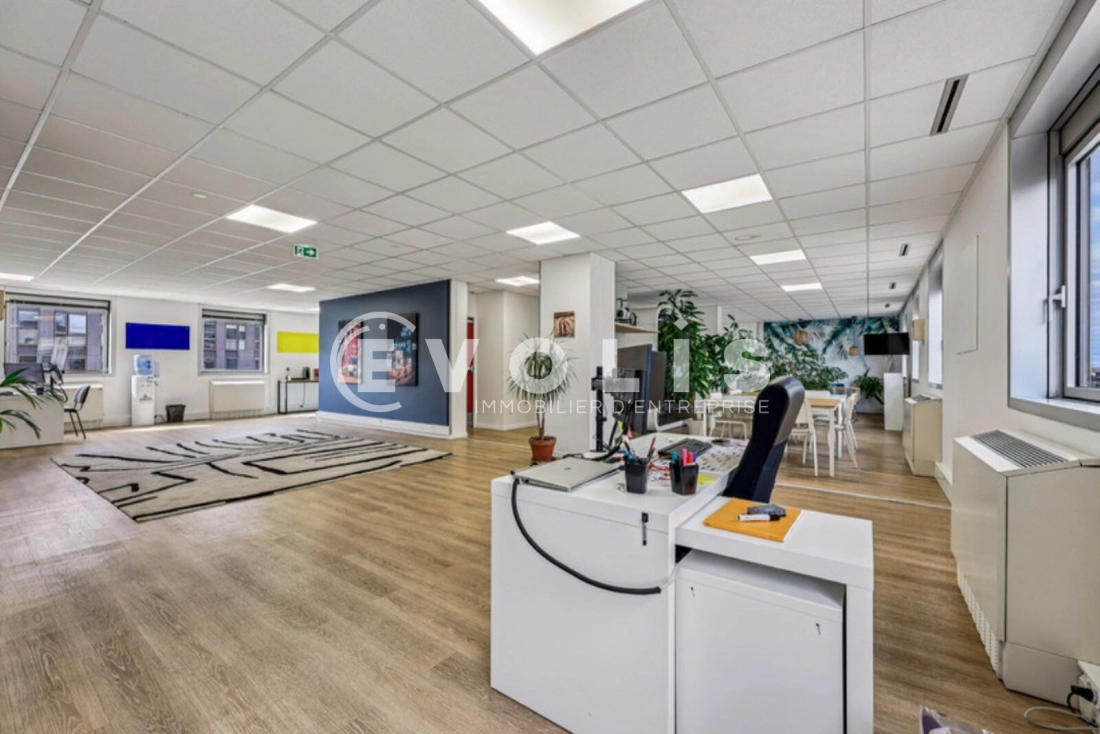 Photo 2 – vente bureaux	NOISY LE GRAND (93160)