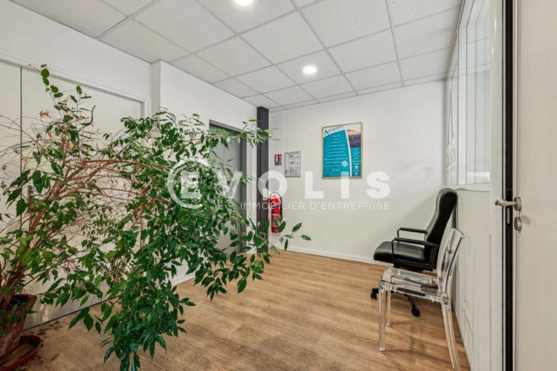 Photo 3 – location bureaux	NOISY LE GRAND (93160)