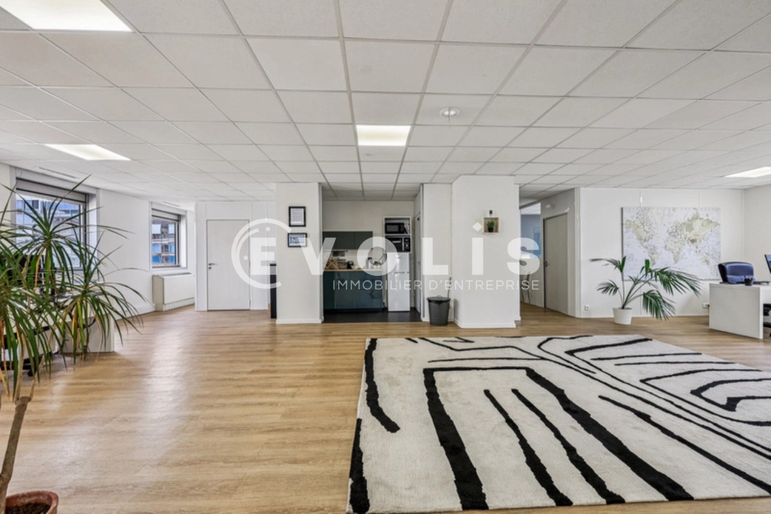 Photo 9 – location bureaux	NOISY LE GRAND (93160)