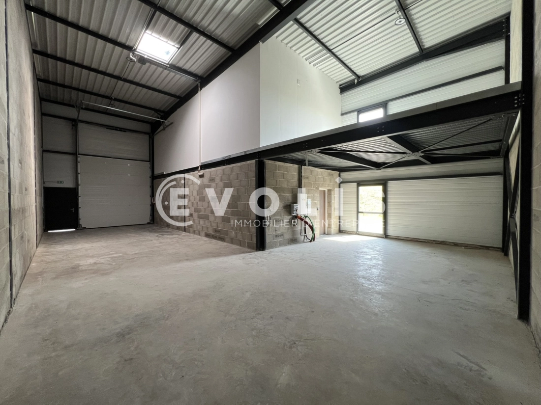 Photo 11 – location Entrepôts / activités	VILLETTE D'ANTHON (38280)