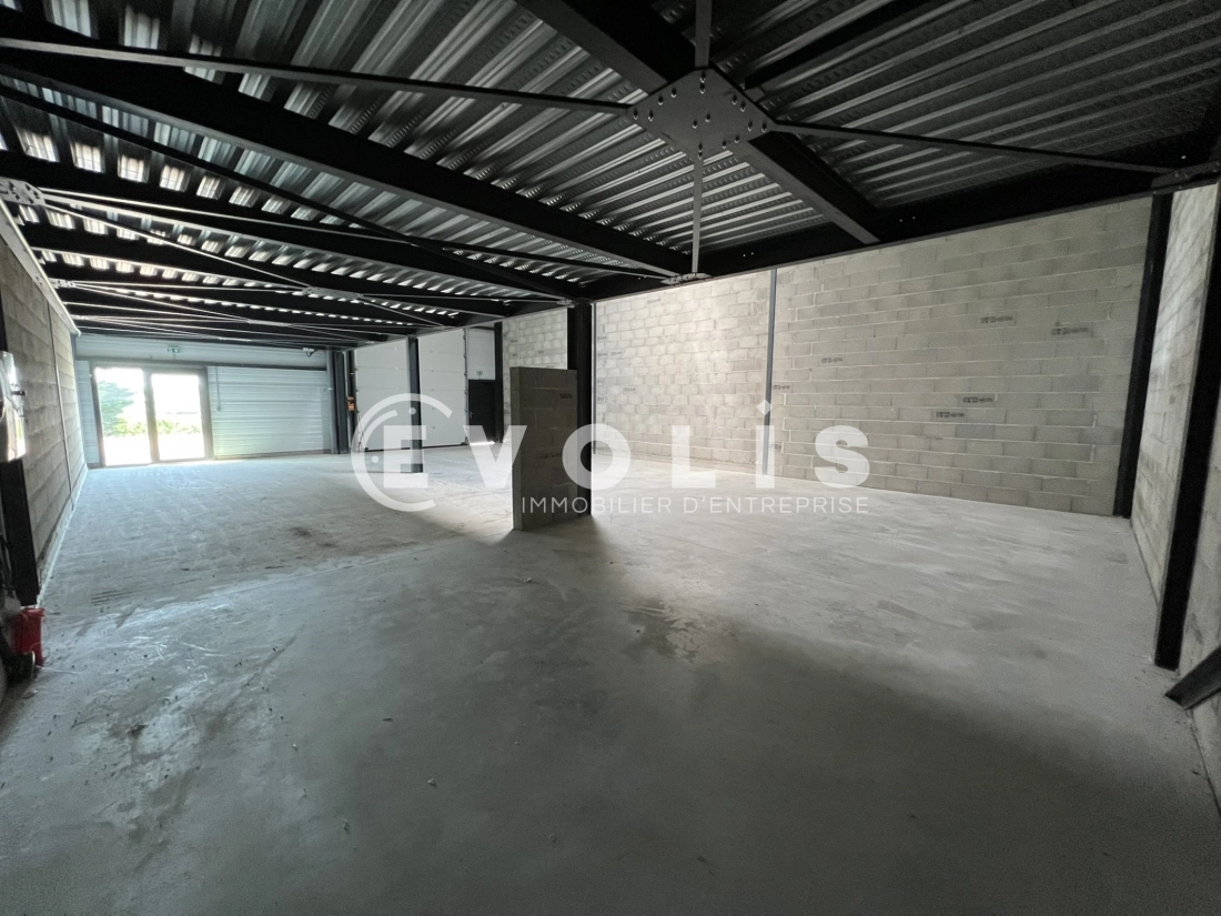 Photo 14 – location Entrepôts / activités	VILLETTE D'ANTHON (38280)