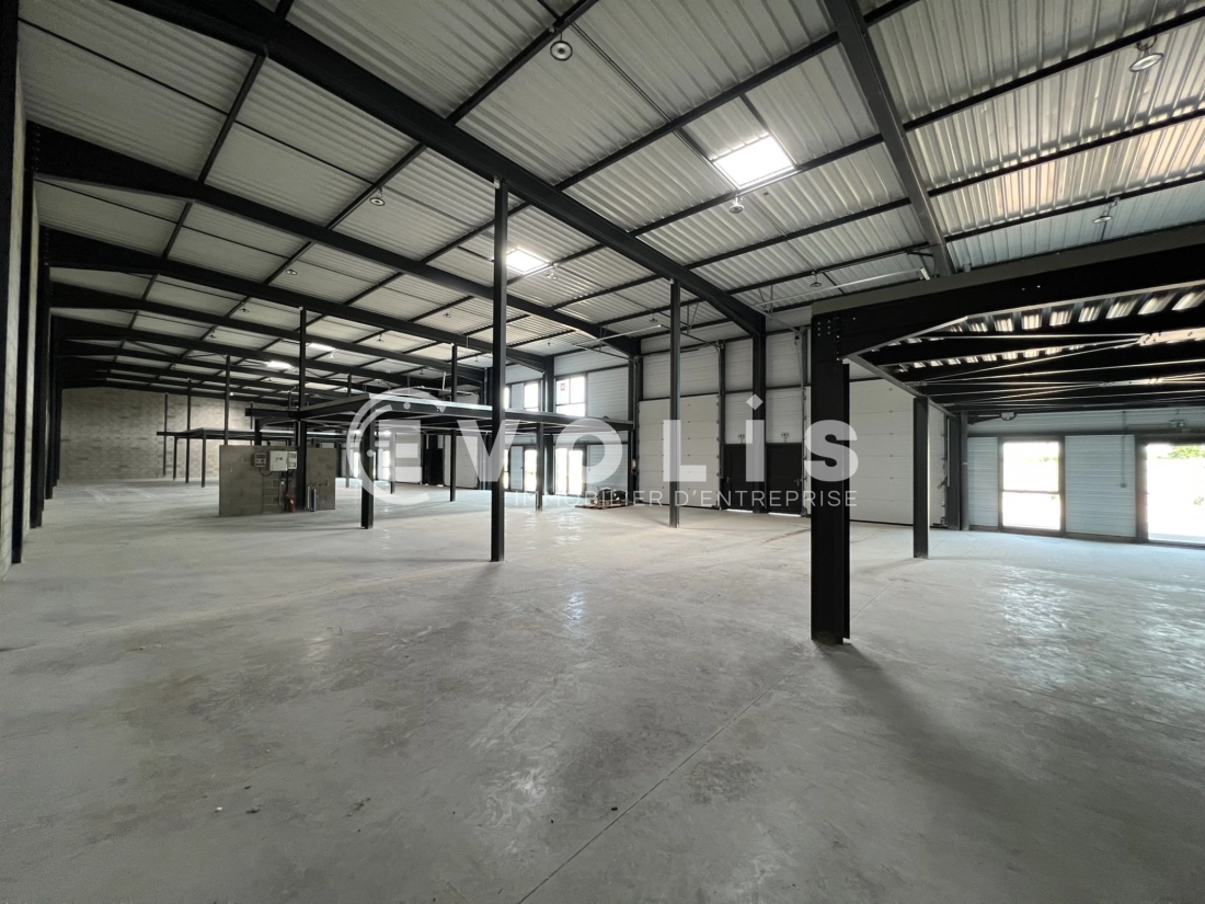 Photo 15 – location Entrepôts / activités	VILLETTE D'ANTHON (38280)