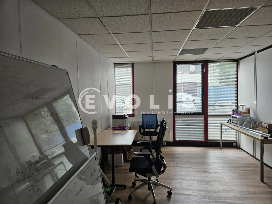 Photo 9 – location bureaux	LES ULIS (91940)