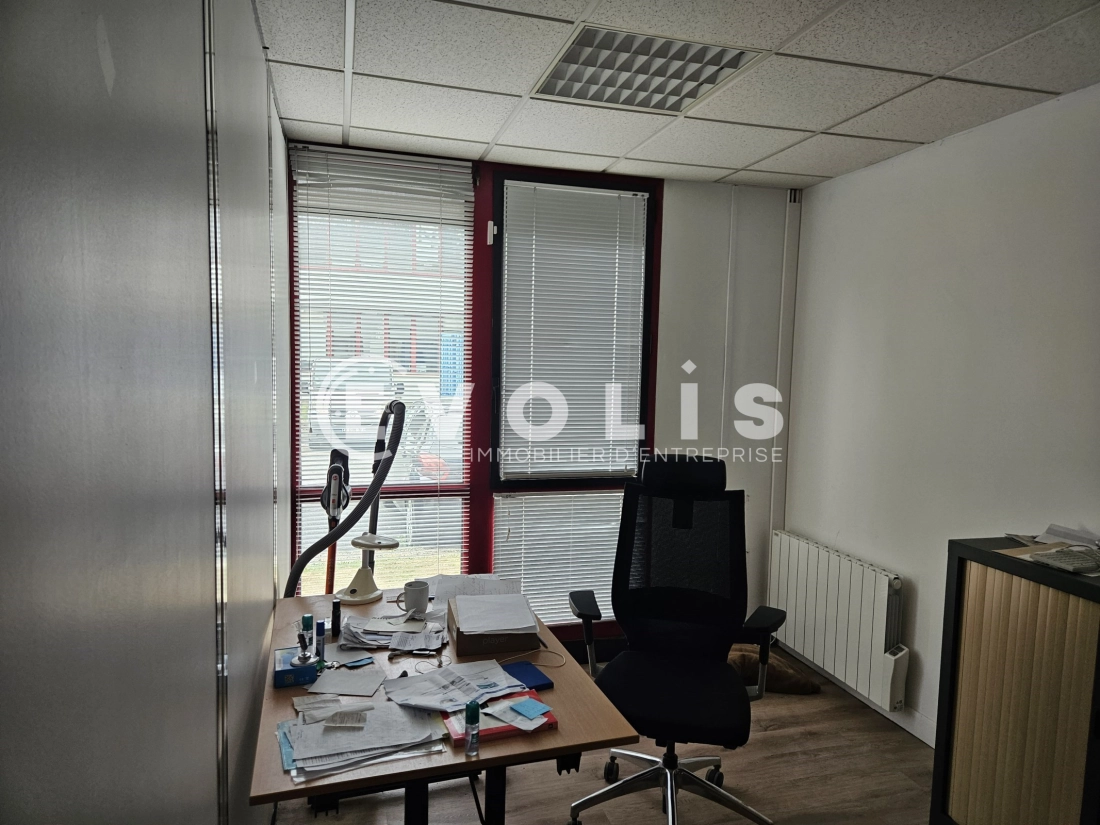 Photo 8 – location bureaux	LES ULIS (91940)