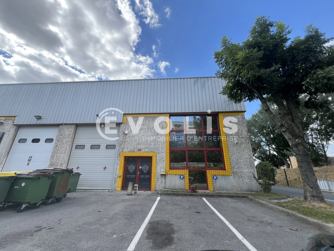 Photo 4 – location Entrepôts / activités	BONDY (93140)