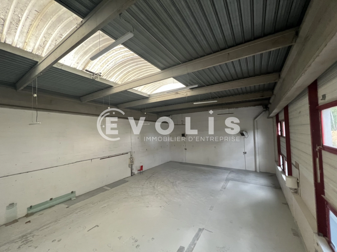 Photo 9 – location Entrepôts / activités	BONDY (93140)