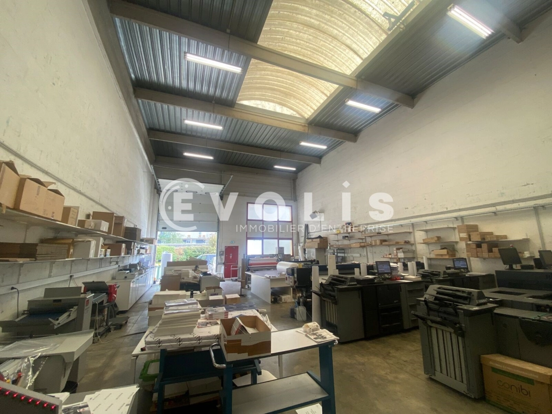 Photo 2 – location Entrepôts / activités	BONDY (93140)