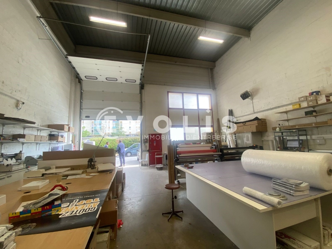 Photo 4 – location Entrepôts / activités	BONDY (93140)