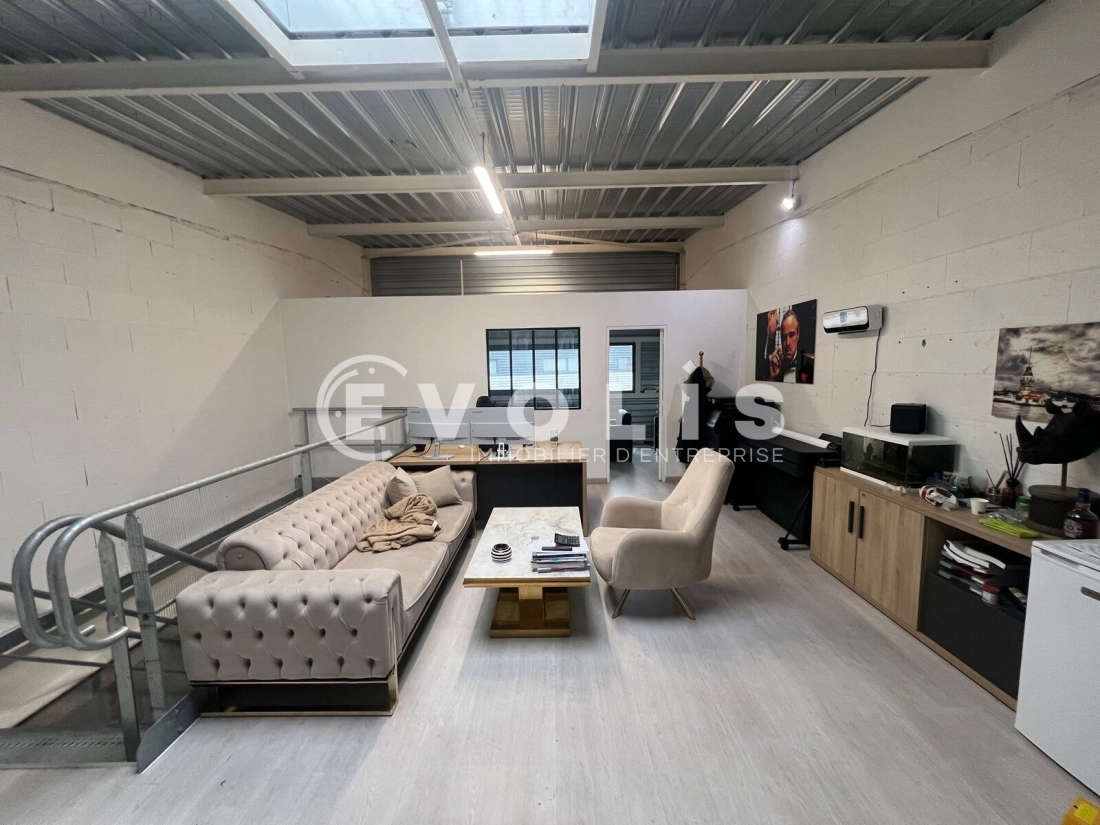 Photo 10 – location Entrepôts / activités	VALENTON (94460)
