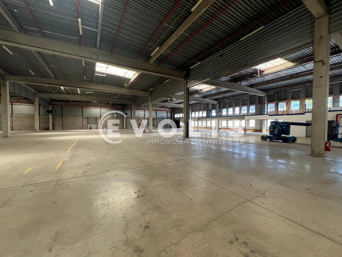 Photo 14 – location Entrepôts / activités	VENISSIEUX (69200)