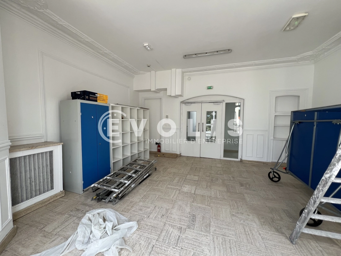 Photo 2 – location bureaux	MANDRES LES ROSES (94520)