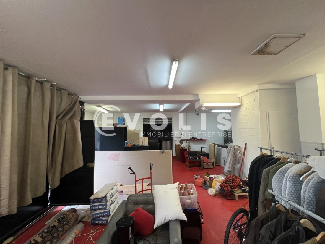 Photo 3 – location Entrepôts / activités	NOISY LE GRAND (93160)