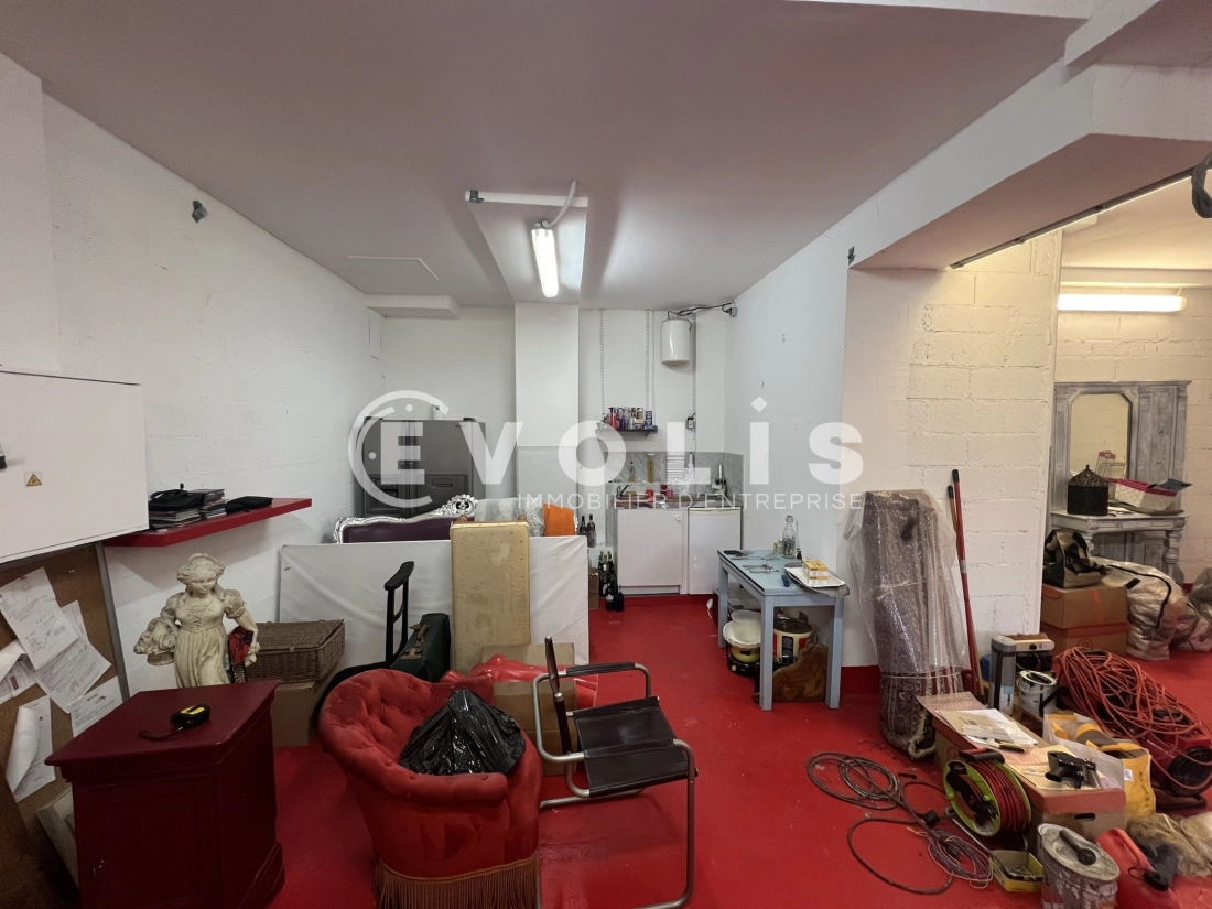 Photo 5 – location Entrepôts / activités	NOISY LE GRAND (93160)