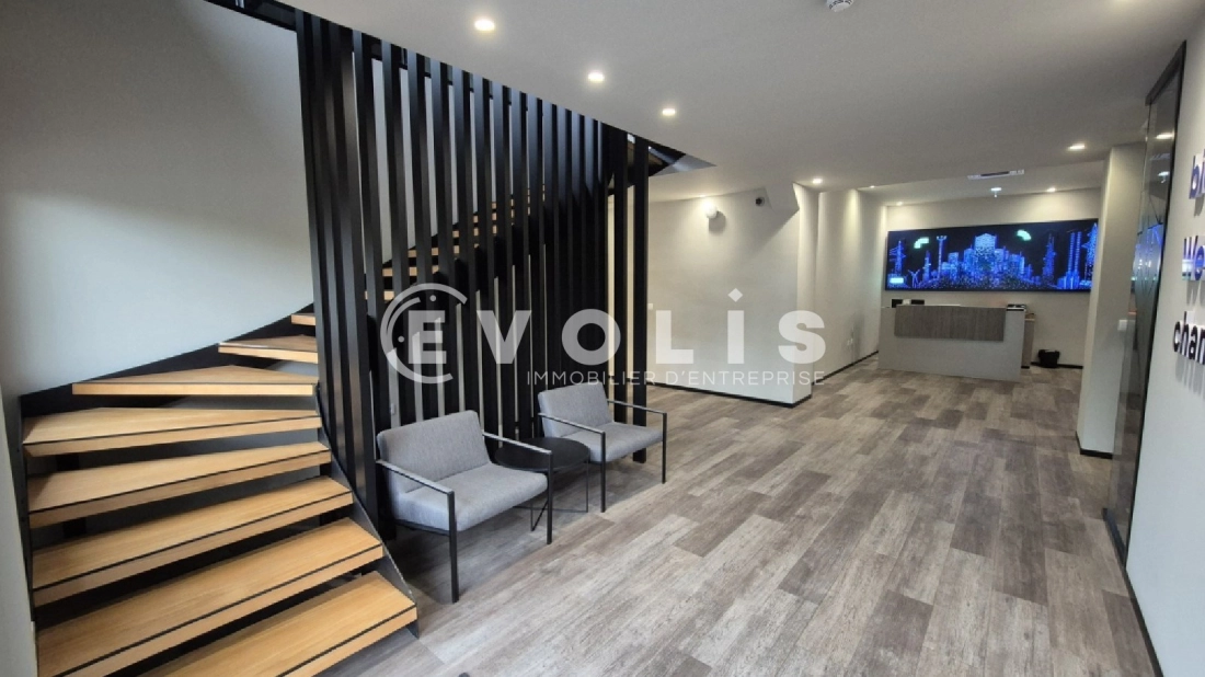 Photo 8 – vente Entrepôts / activités	BUSSY SAINT MARTIN (77600)