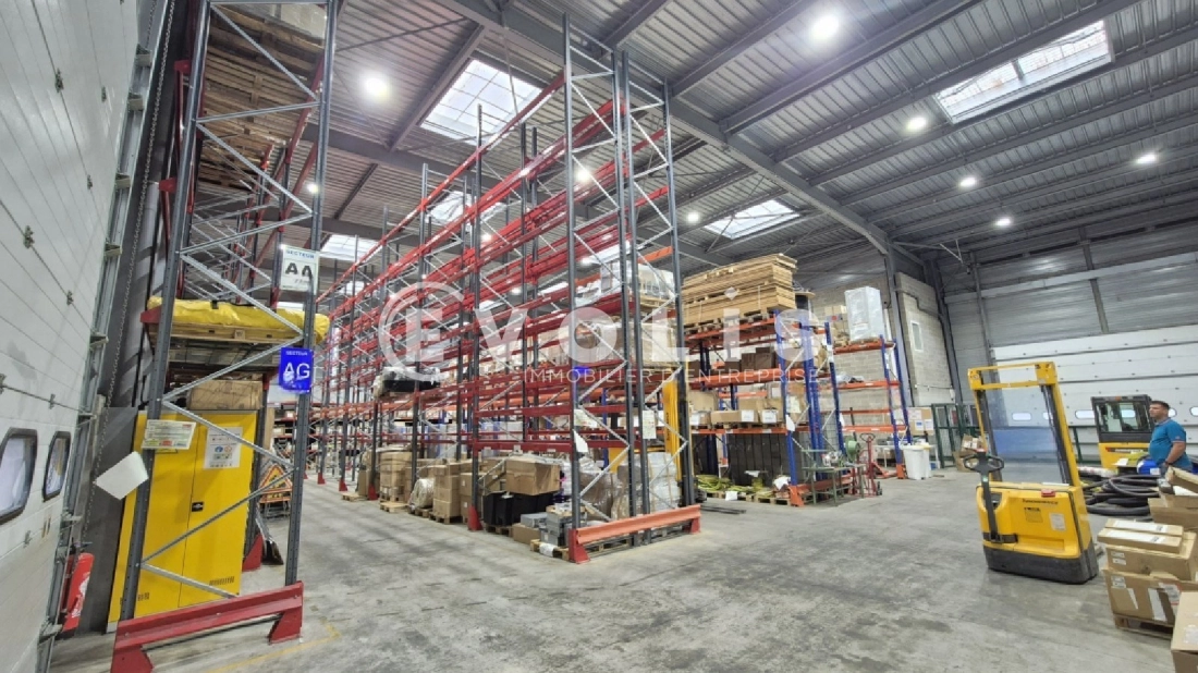 Photo 2 – vente Entrepôts / activités	BUSSY SAINT MARTIN (77600)