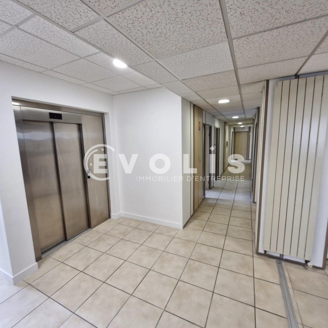 Photo 13 – location bureaux	MONTREUIL (93100)