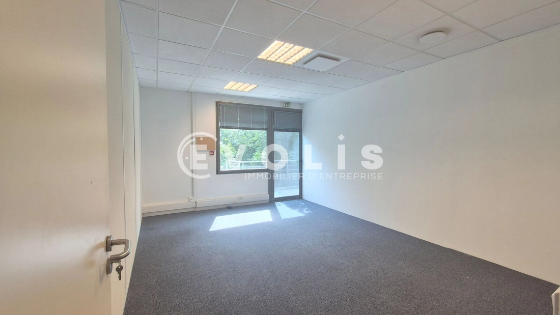 Photo 8 – location bureaux	MONTEVRAIN (77144)