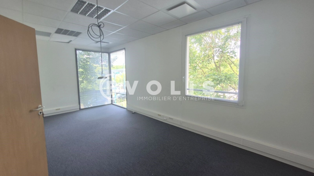 Photo 11 – location bureaux	MONTEVRAIN (77144)