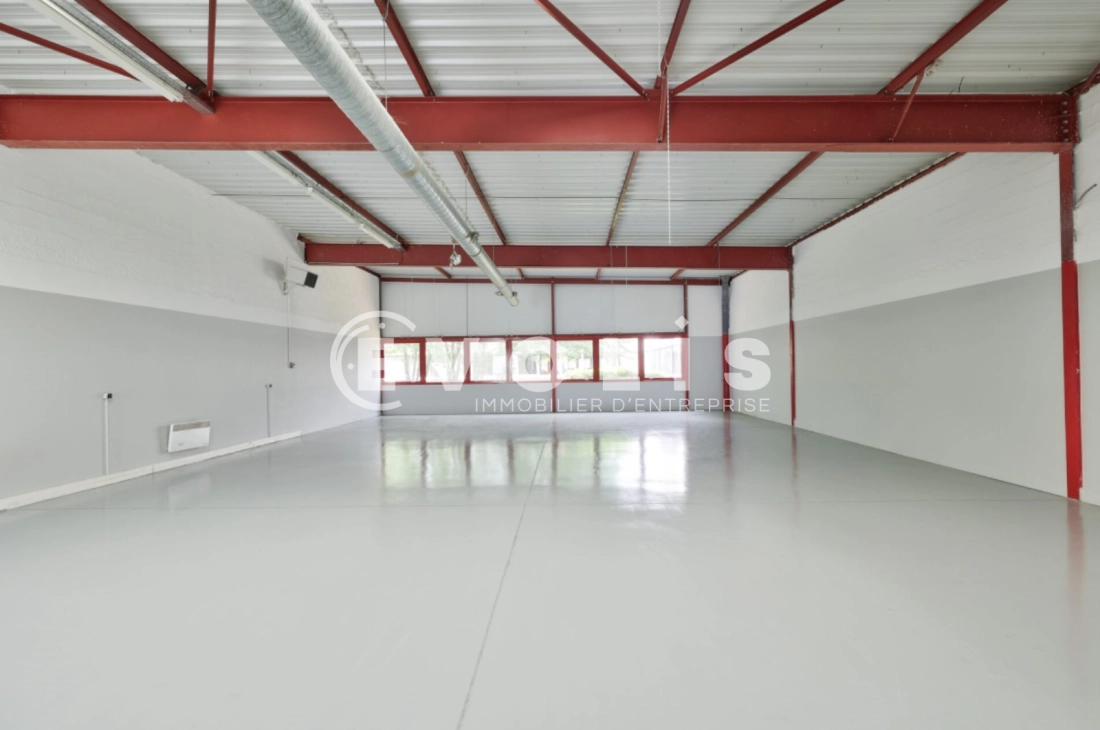 Photo 5 – location Entrepôts / activités	VILLEBON SUR YVETTE (91140)