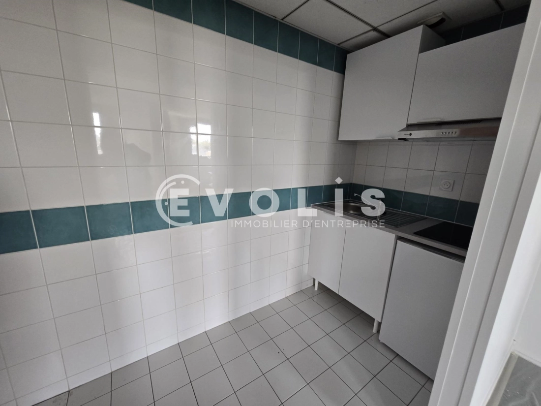 Photo 2 – location bureaux	SAINT AUBIN (91190)