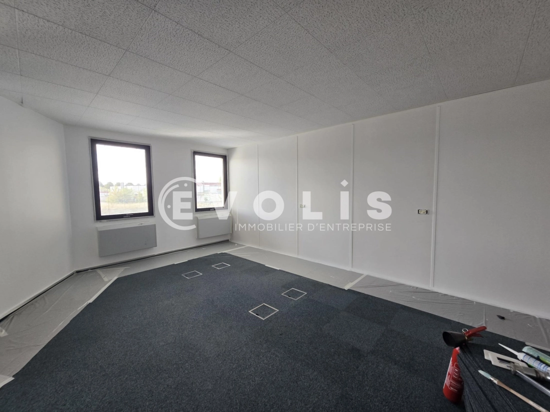Photo 3 – location bureaux	SAINT AUBIN (91190)