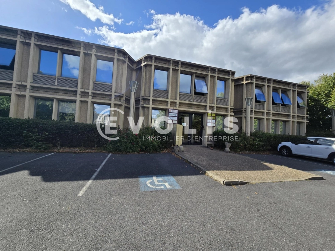 Photo 1 – location bureaux	SAINT AUBIN (91190)