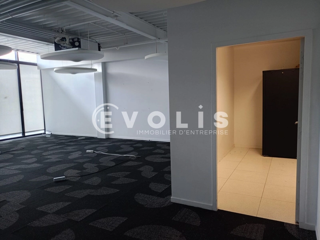 Photo 3 – location bureaux	PARIS (75019)
