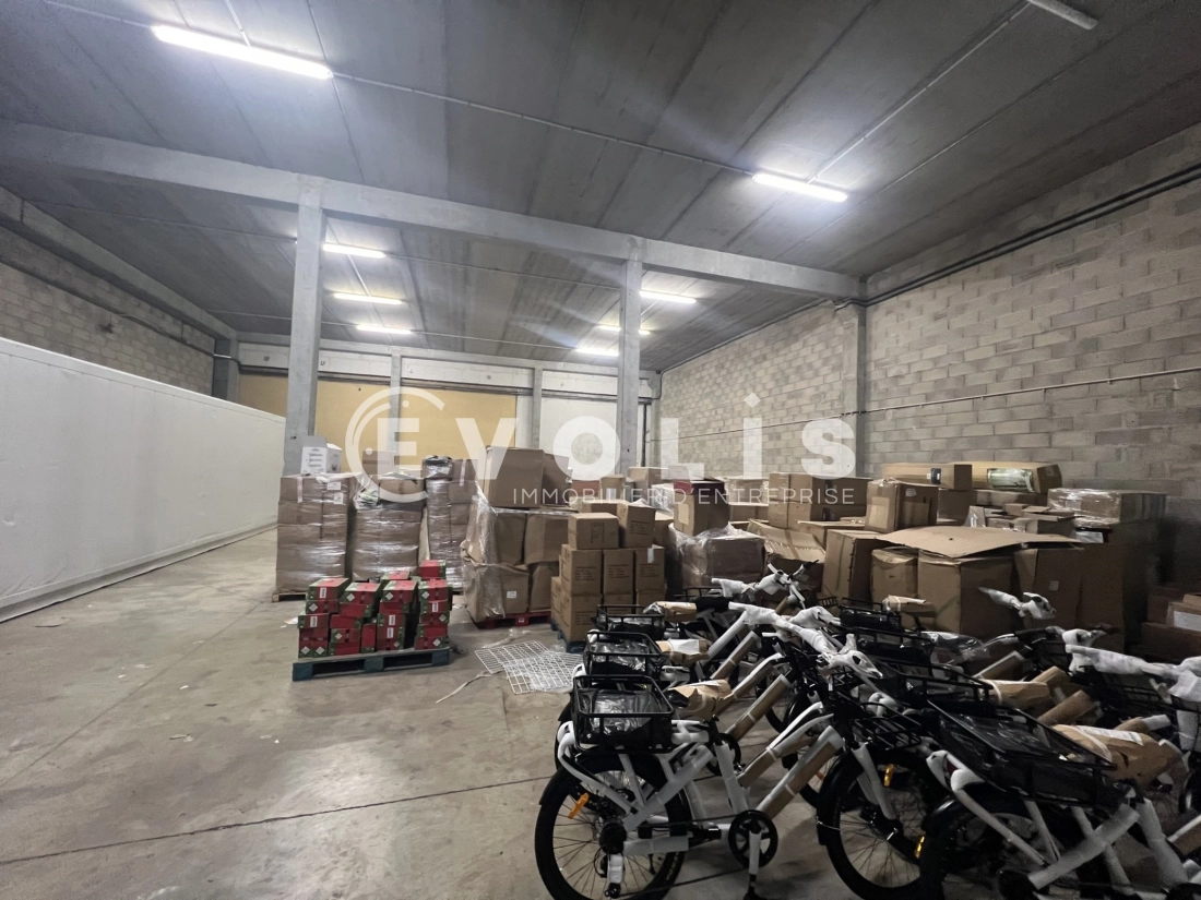 Photo 5 – location Entrepôts / activités	BOISSY SAINT LEGER (94470)