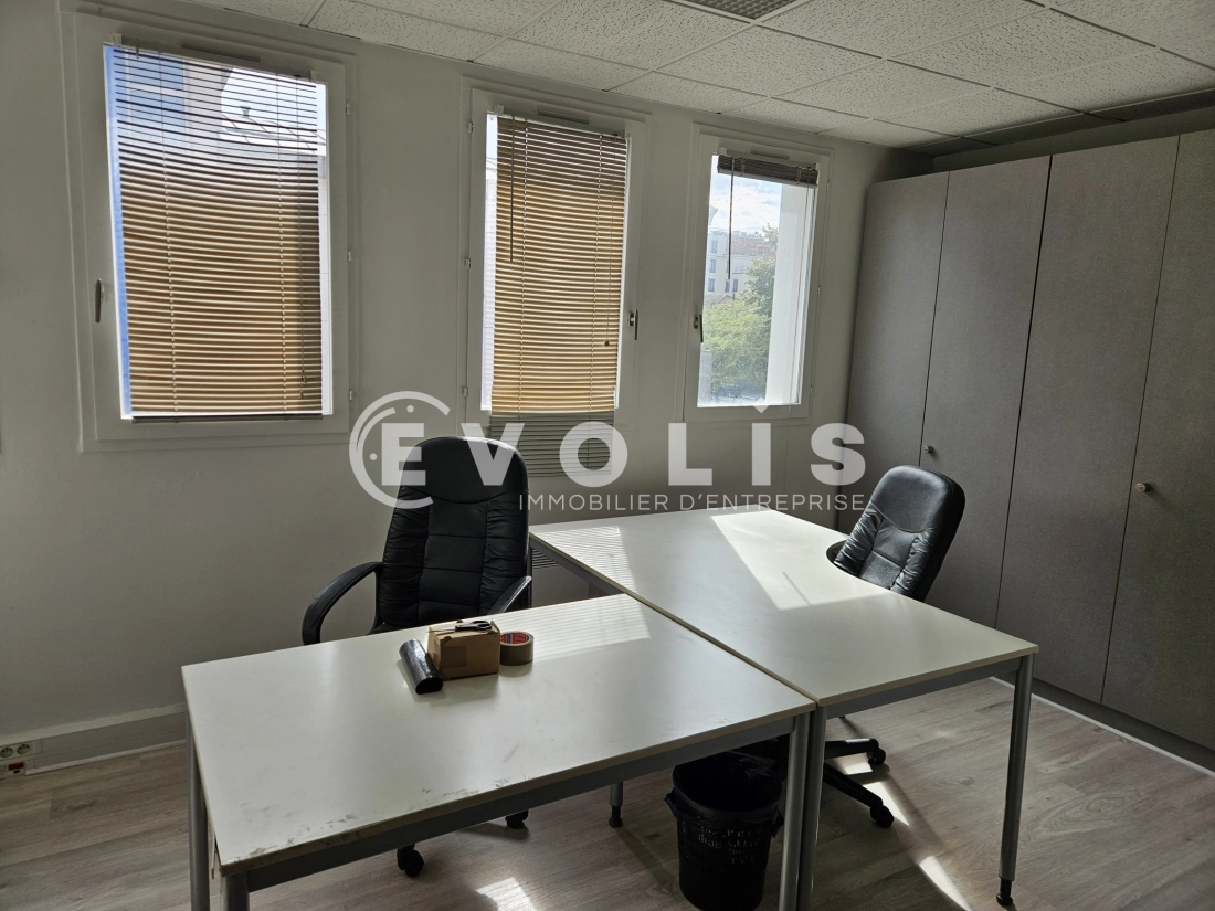 Photo 2 – location bureaux	MONTROUGE (92120)
