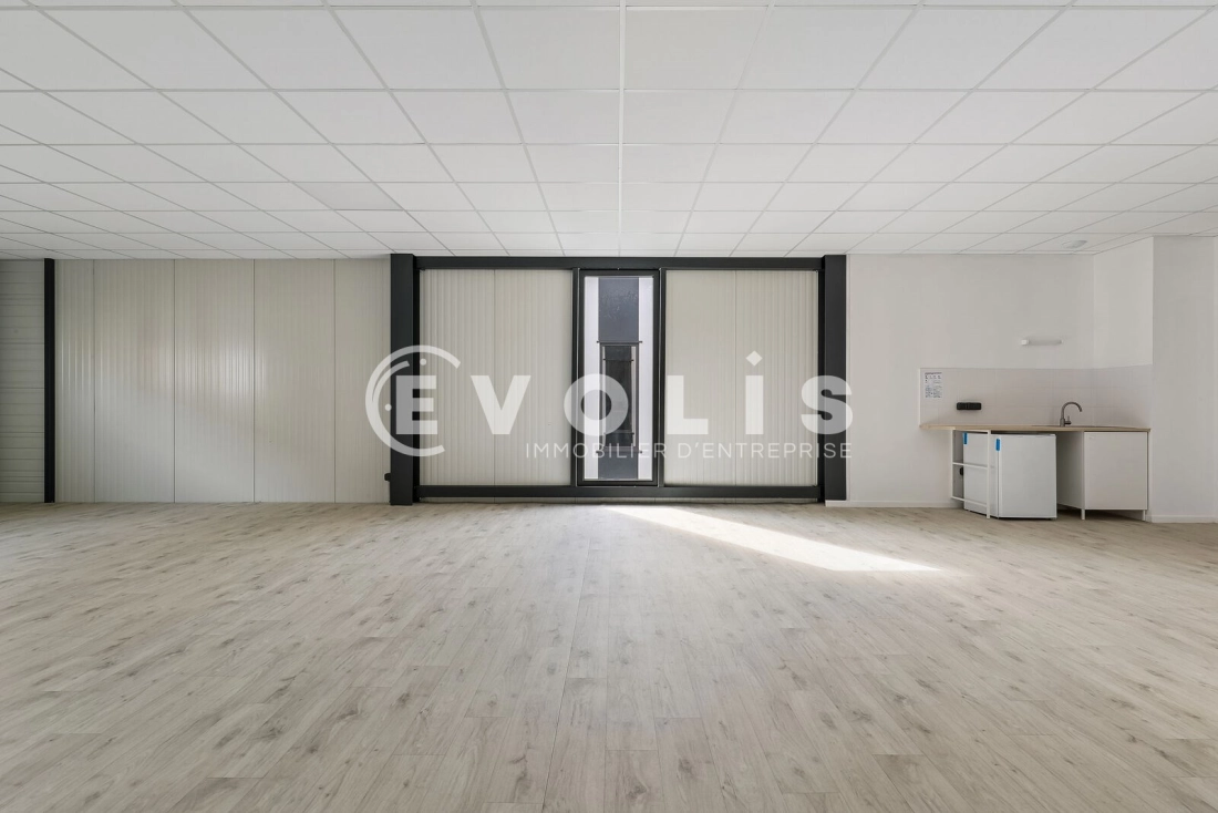 Photo 7 – location Entrepôts / activités	BAGNOLET (93170)