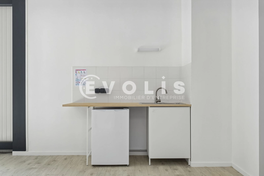 Photo 11 – location Entrepôts / activités	BAGNOLET (93170)