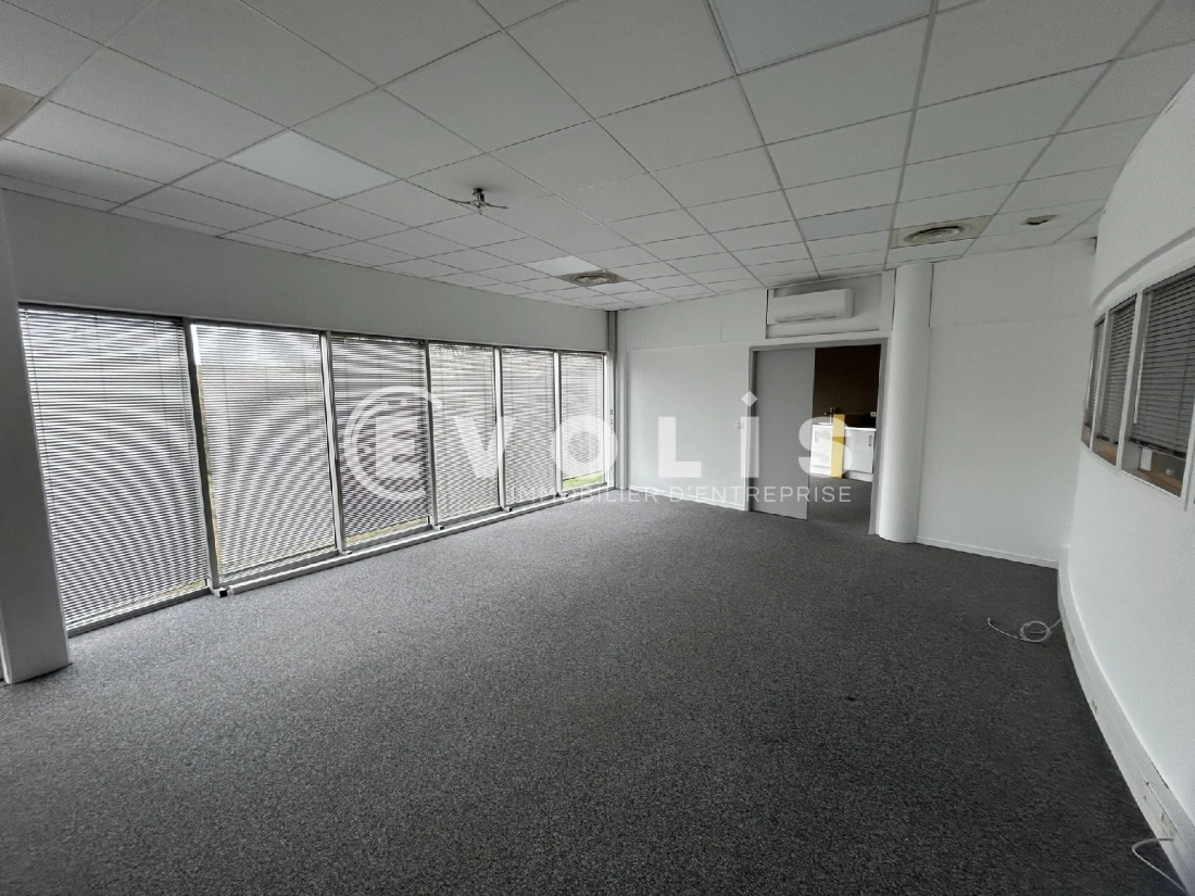 Photo 3 – location bureaux	MERIGNAC (33700)