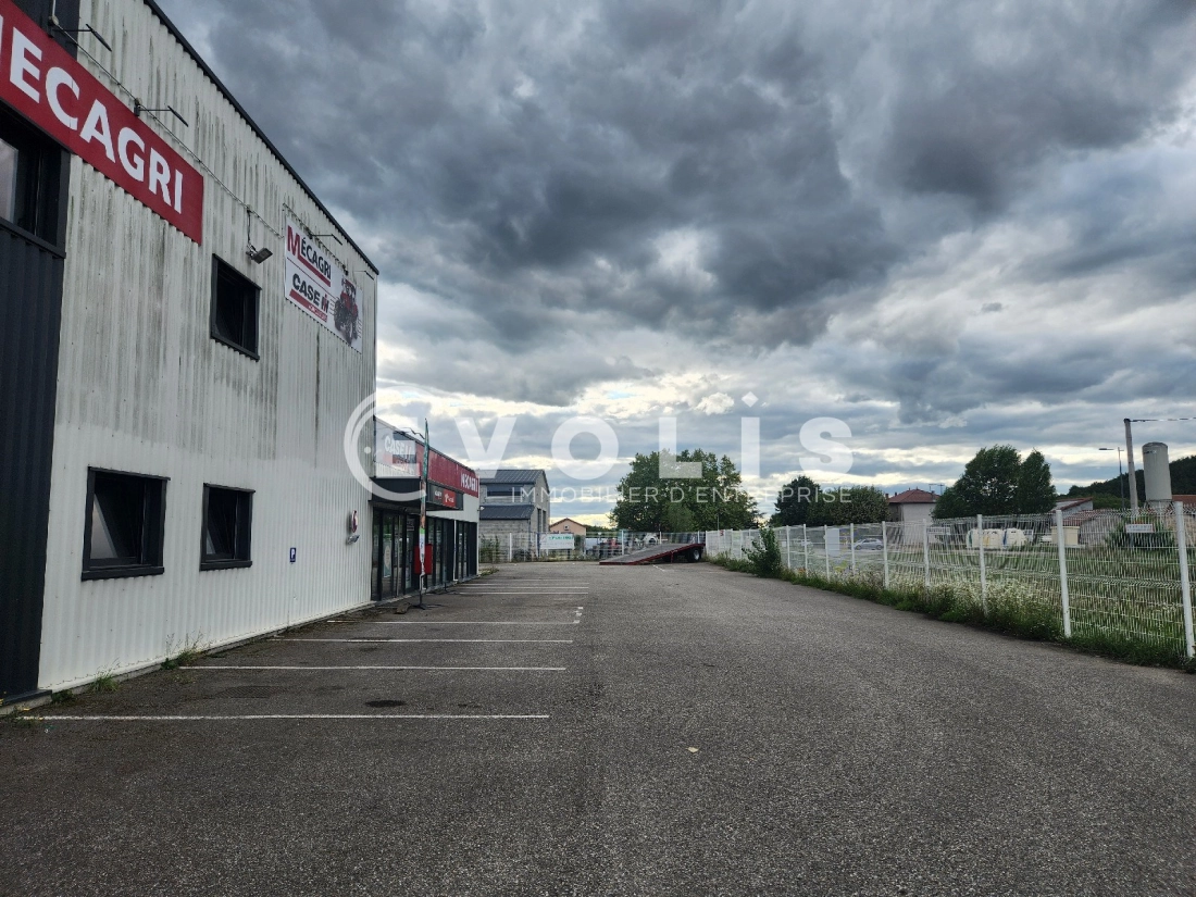 Photo 2 – vente Entrepôts / activités	MOIDIEU DETOURBE (38440)