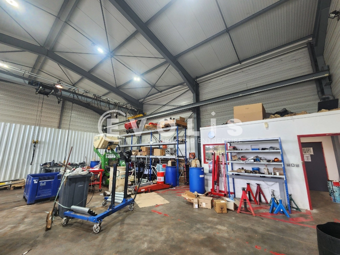 Photo 15 – vente Entrepôts / activités	MOIDIEU DETOURBE (38440)