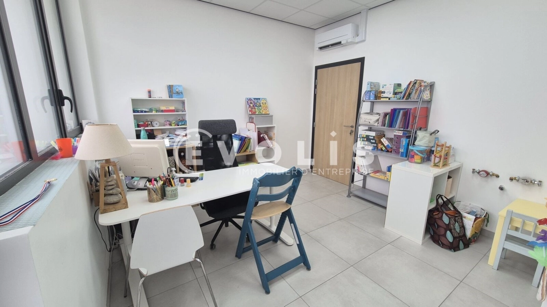 Photo 7 – location bureaux	SERRIS (77700)