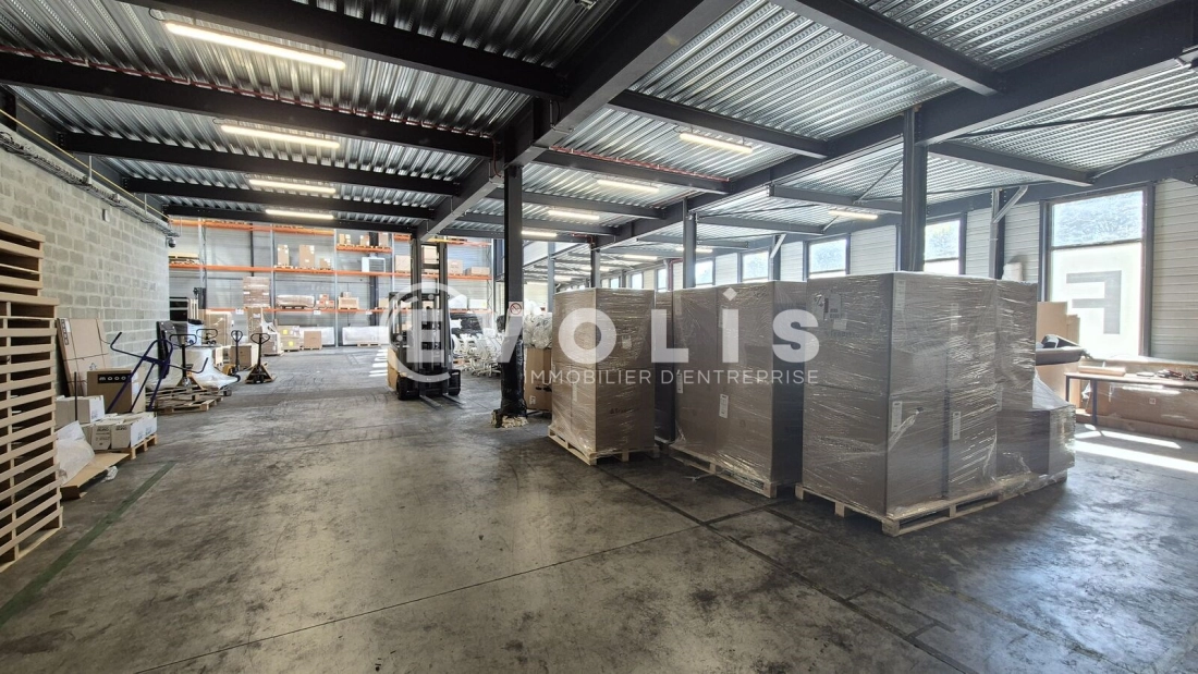 Photo 6 – location Entrepôts / activités	TREMBLAY EN FRANCE (93290)