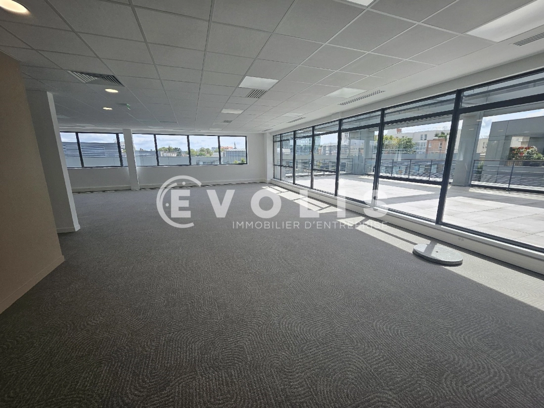 Photo 4 – location bureaux	BAGNEUX (92220)