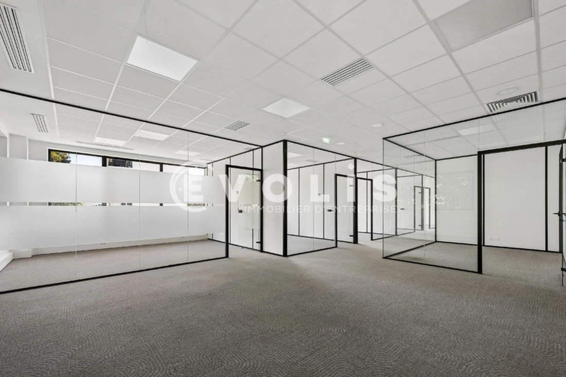 Photo 9 – location Entrepôts / activités	BAGNEUX (92220)