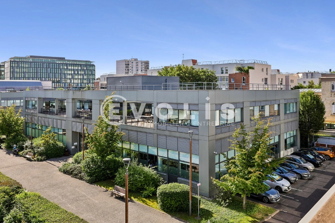 Photo 2 – location Entrepôts / activités	BAGNEUX (92220)